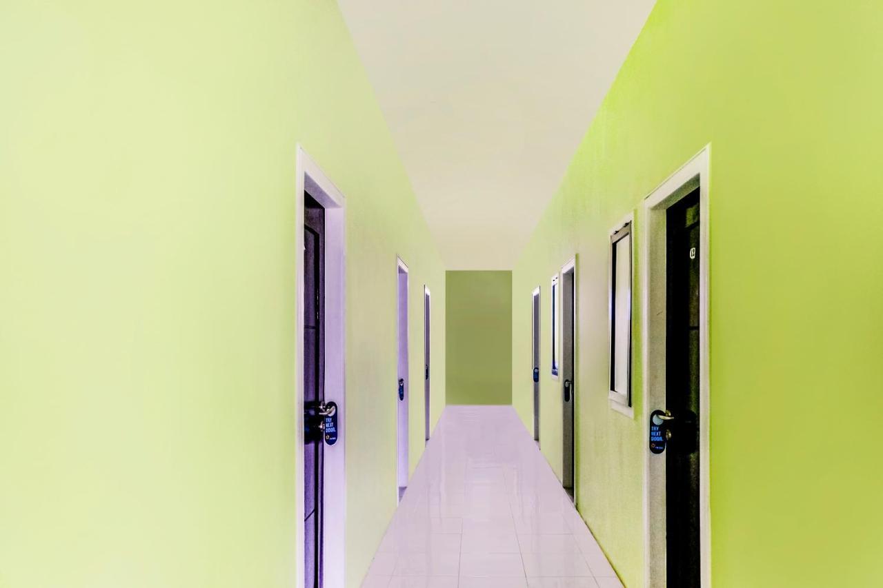 Spot On 2081 Sriwijaya Family Residence Lawang Exterior photo